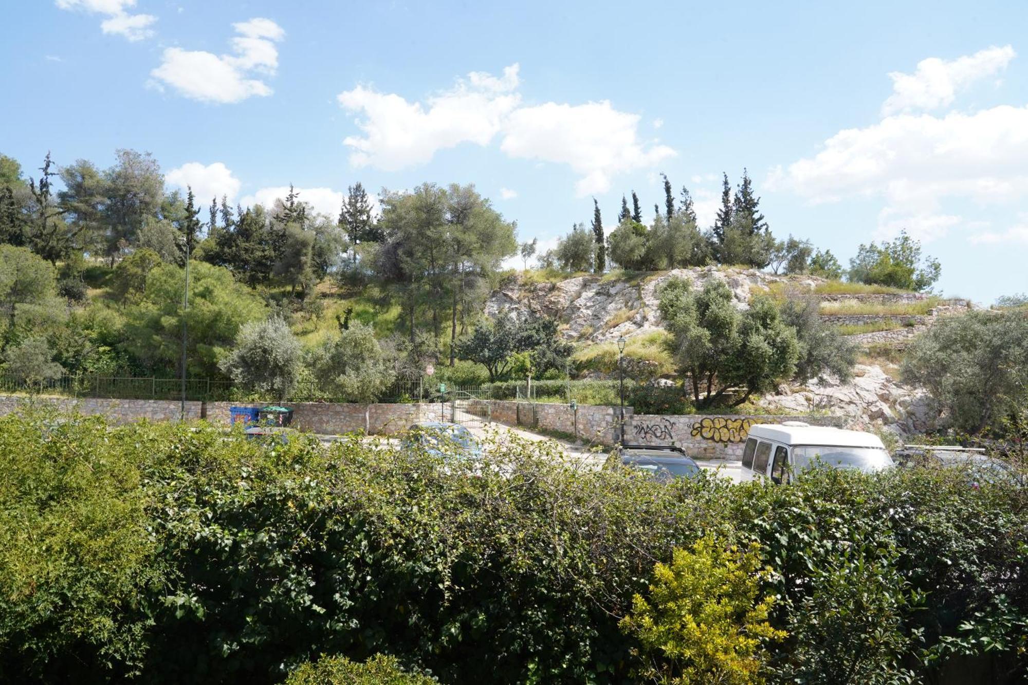 Hill View Apartment Near Acropolis Athene Buitenkant foto